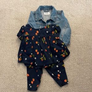 Old Navy like new denim Jack etc and outfit 12-18/18-24